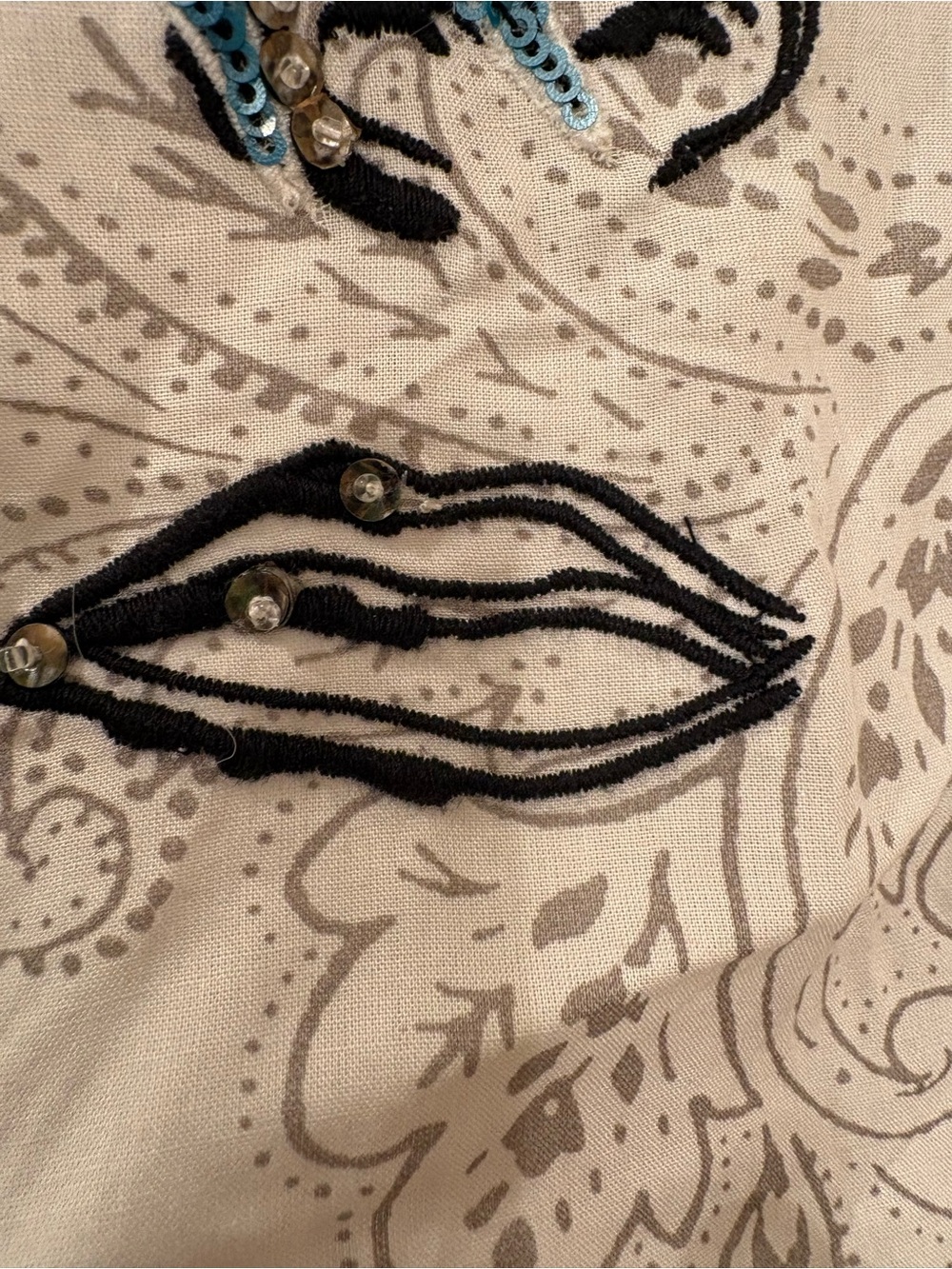 NWOT Pilcro Souvenir Embellished Buttondown Shirt Women’s Small - Picture 9 of 15